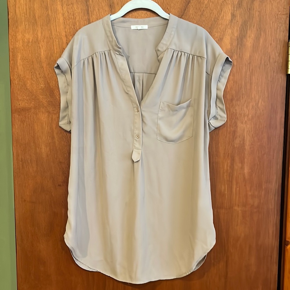 Pleione popover blouse size L